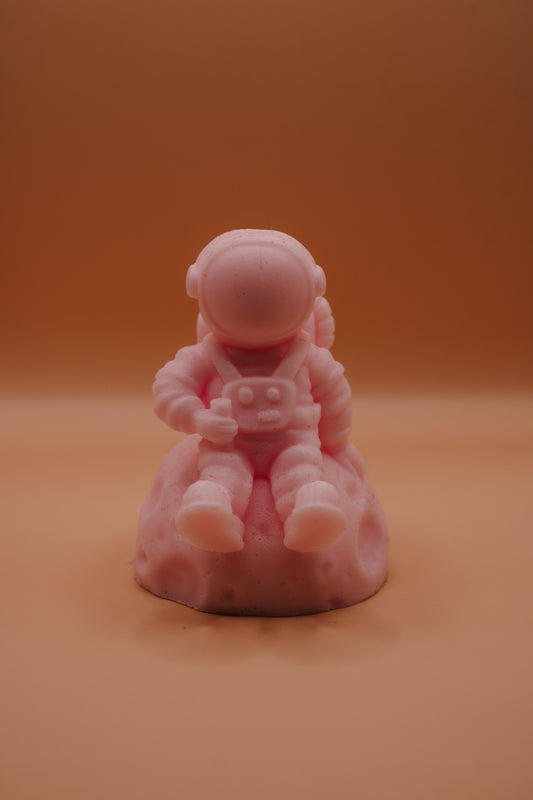 Handgemachte Seifenfigur – Astronaut auf dem Mond